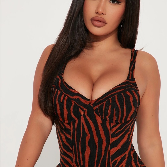 Bodysuit - Picture 2 of 4